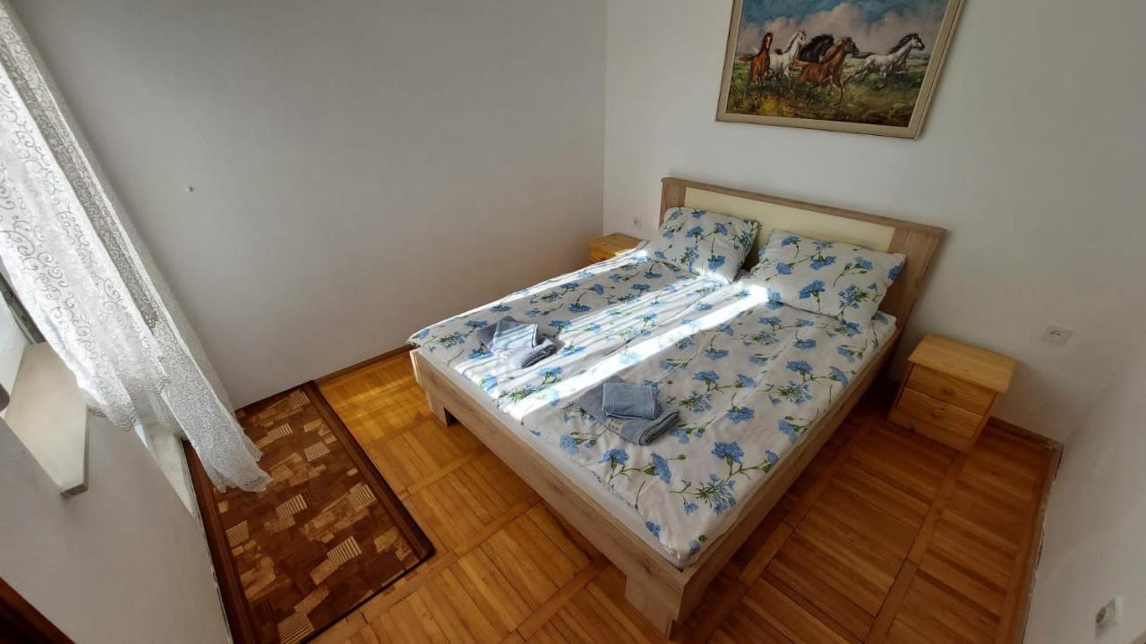 Apartman Sabadin Njivice Exteriör bild